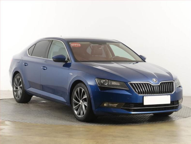 Škoda Superb - hlavní foto