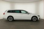 Volkswagen Passat - fotka číslo 5