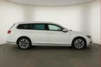 Volkswagen Passat - fotka číslo 5