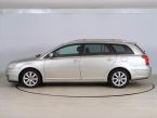 Toyota Avensis - fotka číslo 2