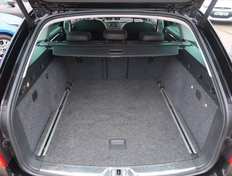 Škoda Superb - hlavní fotka