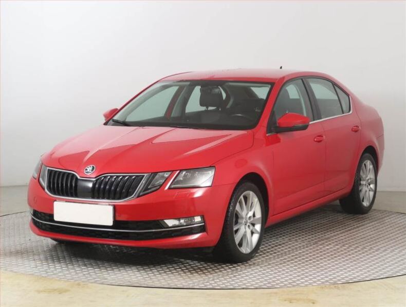 Škoda Octavia - hlavní fotka