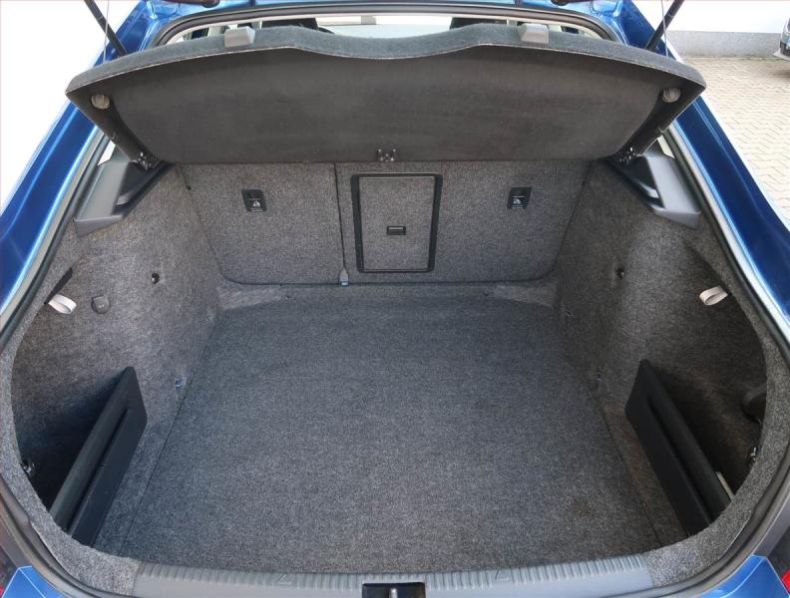 Škoda Octavia - hlavní fotka