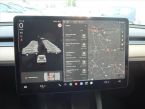Tesla Model Y - fotka číslo 17