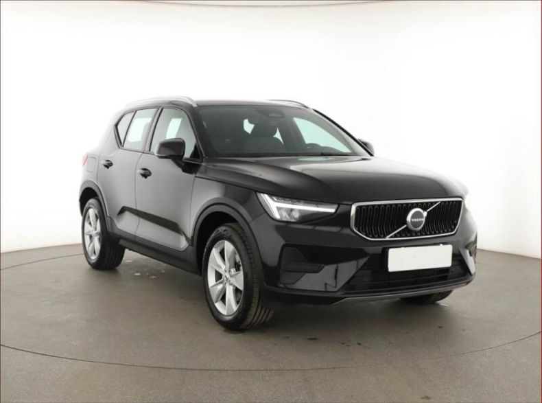 Volvo XC40 - hlavní foto
