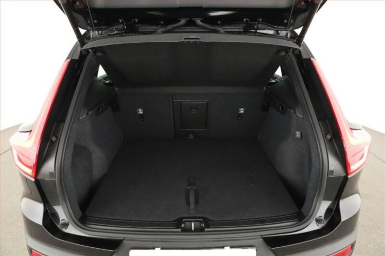 Volvo XC40 - hlavní fotka