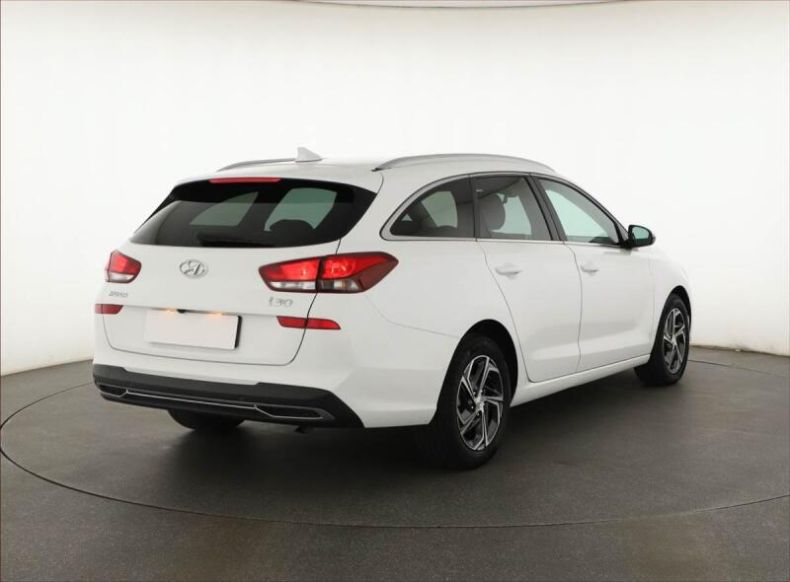 Hyundai i30 - hlavní fotka inzerátu