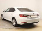 Škoda Superb - fotka číslo 3