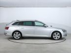 Škoda Superb - fotka číslo 5