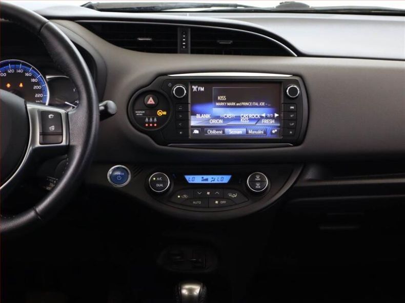 Toyota Yaris - hlavní fotka