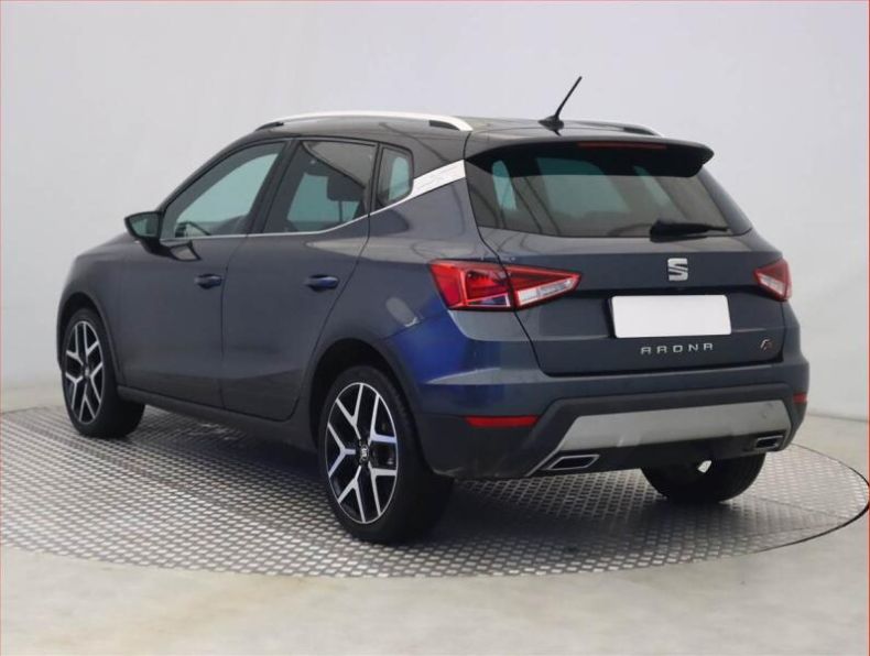 Seat Arona - hlavní fotka