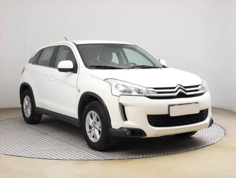 Citroën C4 Aircross - hlavní foto