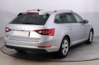 Škoda Superb - fotka číslo 4