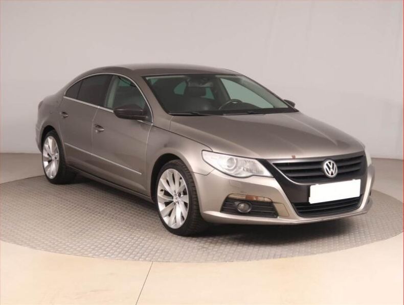 Volkswagen Passat - hlavní fotka inzerátu