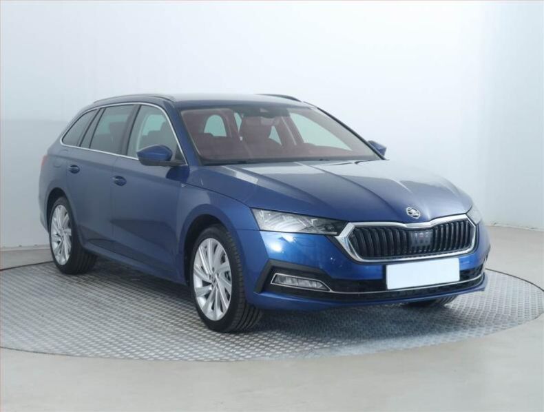 Škoda Octavia - hlavní fotka