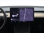 Tesla Model 3 - fotka číslo 10