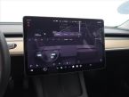 Tesla Model 3 - fotka číslo 16