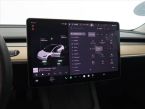 Tesla Model 3 - fotka číslo 18