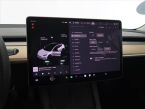 Tesla Model 3 - fotka číslo 19