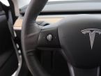 Tesla Model 3 - fotka číslo 27