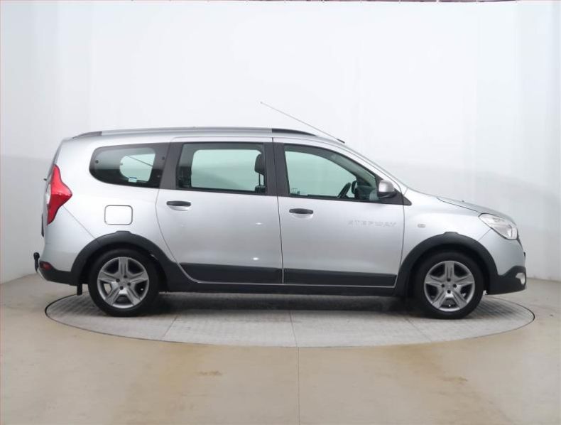 Dacia Lodgy - hlavní fotka