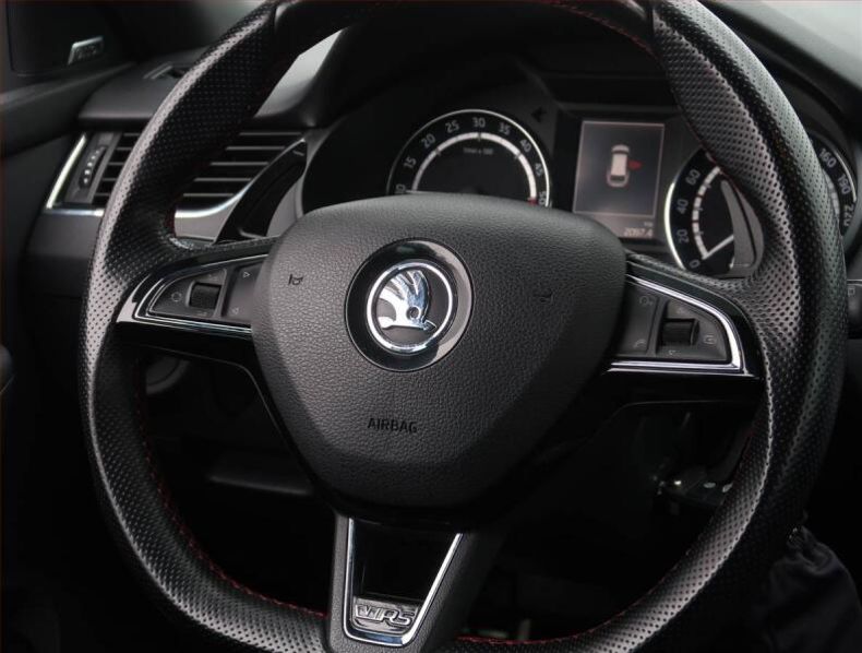 Škoda Octavia - hlavní fotka