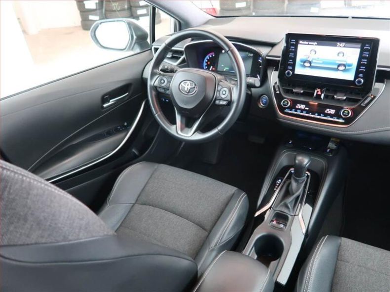 Toyota Corolla - hlavní fotka
