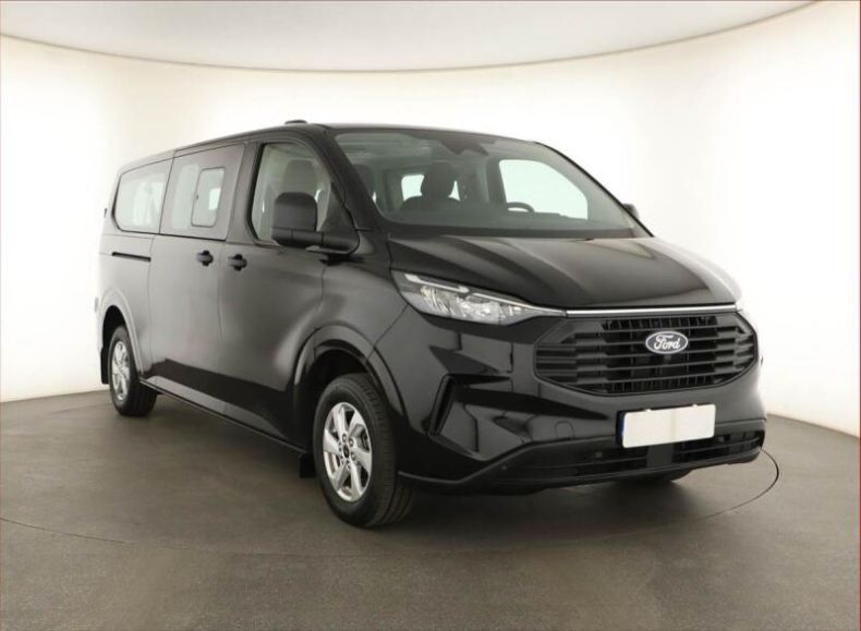 Ford Transit - hlavní foto