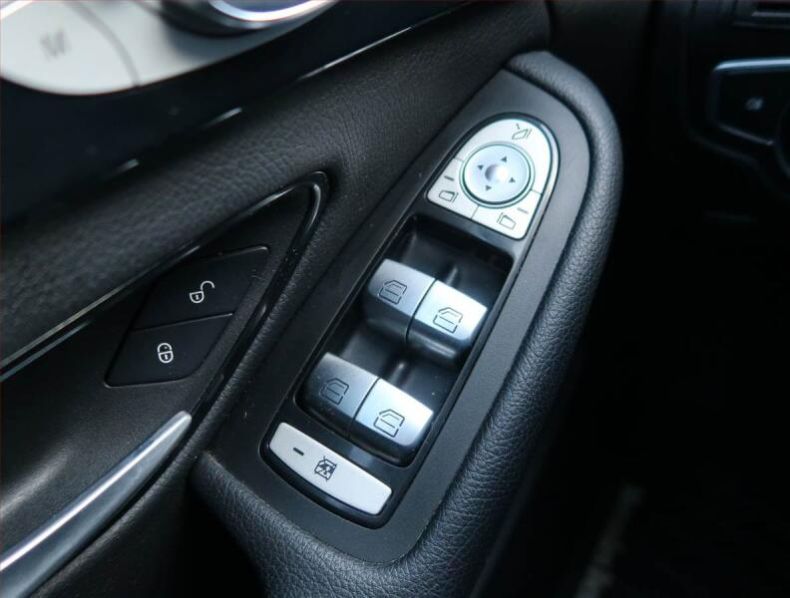 Mercedes Třída C - hlavní fotka