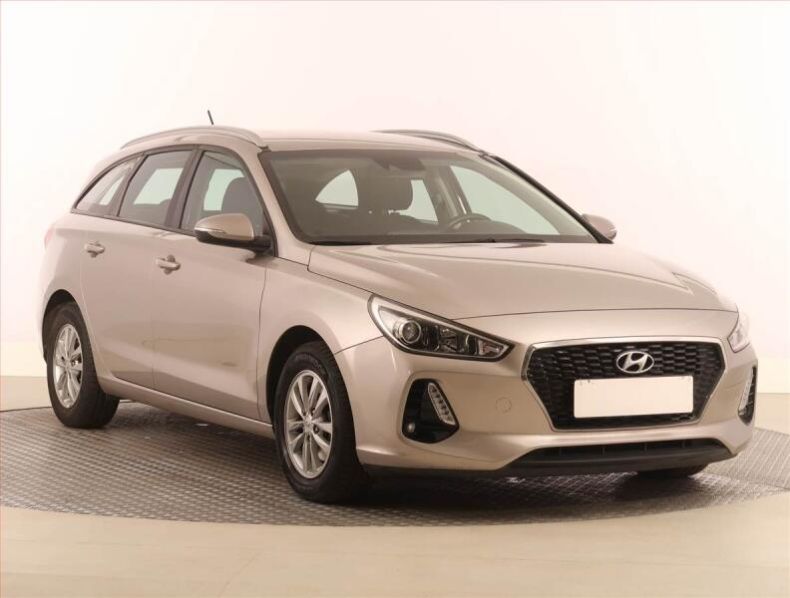 Hyundai i30 - hlavní foto