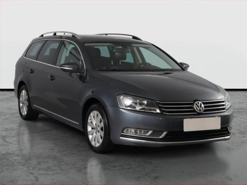 Volkswagen Passat - hlavní foto