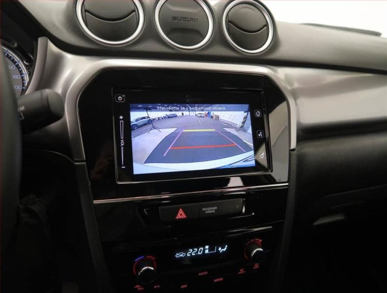 Suzuki Vitara - hlavní fotka