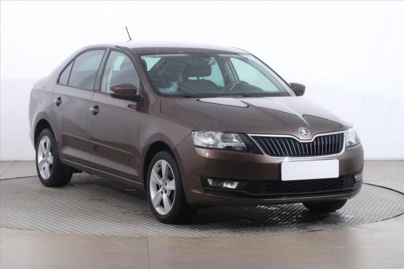 Škoda Rapid - hlavní foto