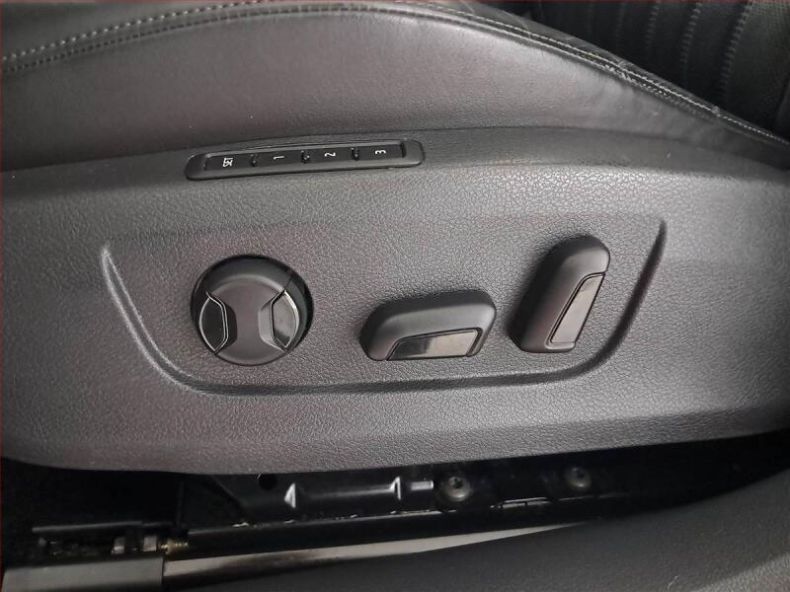 Škoda Superb - hlavní fotka