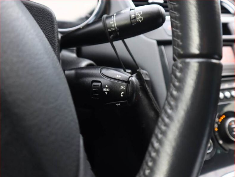 Peugeot 5008 - hlavní fotka