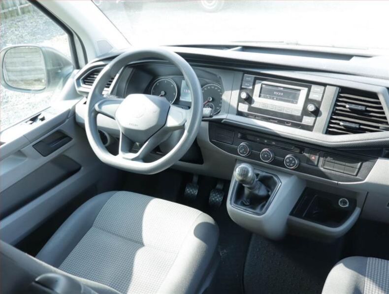 Volkswagen Transporter - hlavní fotka