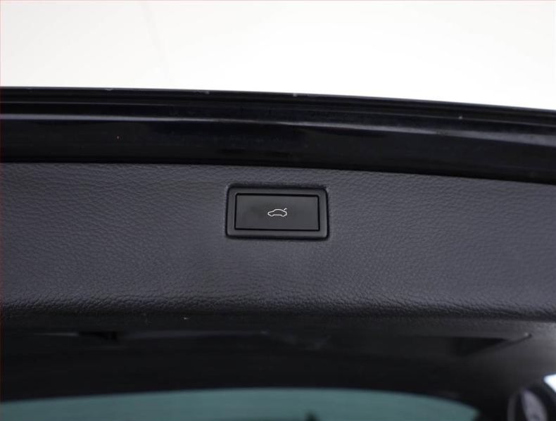 Volkswagen Passat - hlavní fotka