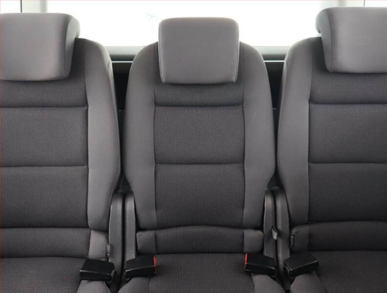 Volkswagen Touran - hlavní fotka