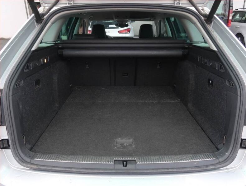 Škoda Superb - hlavní fotka