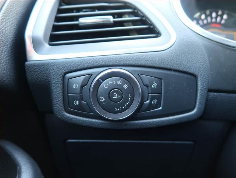 Ford S-MAX - hlavní fotka