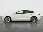 Tesla Model 3 - fotka číslo 2