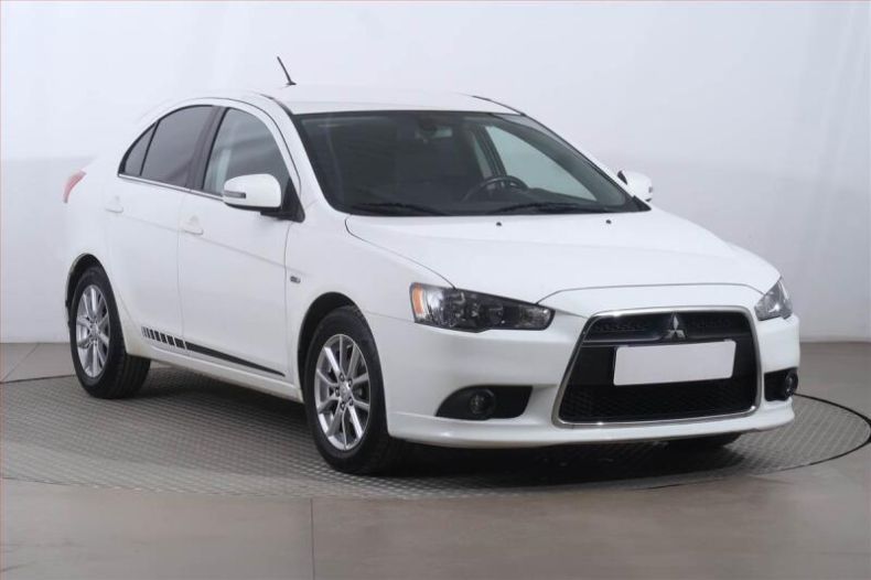 Mitsubishi Lancer - hlavní foto