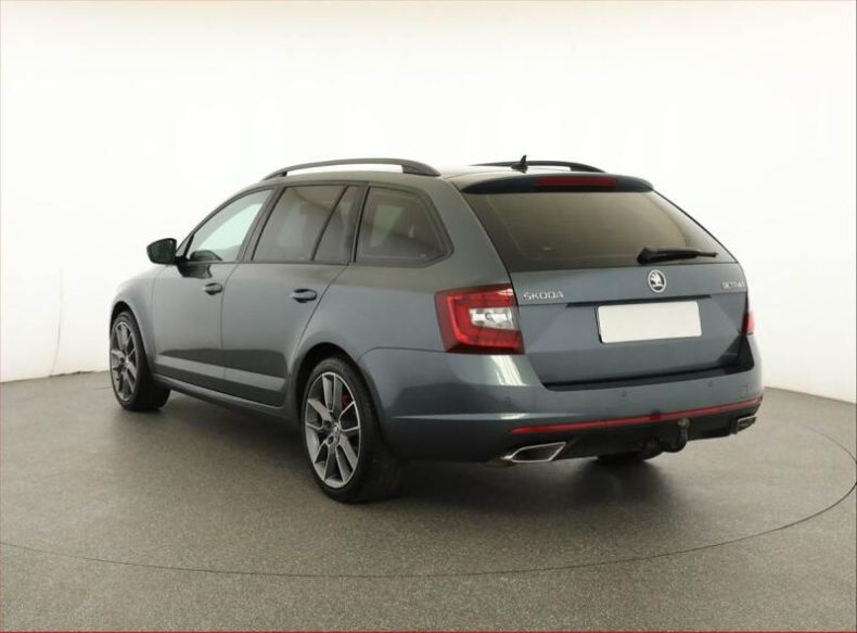 Škoda Octavia - hlavní fotka