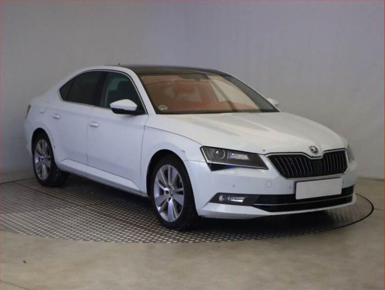 Škoda Superb - hlavní fotka inzerátu