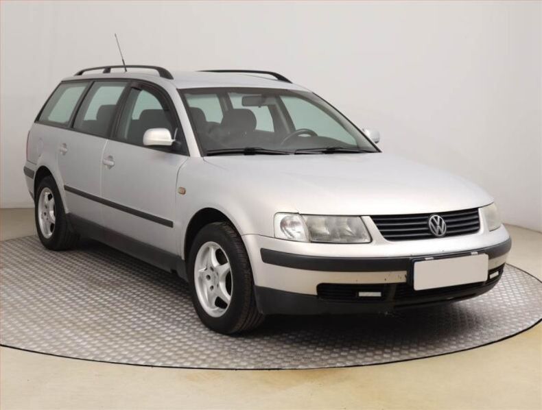 Volkswagen Passat - hlavní fotka inzerátu