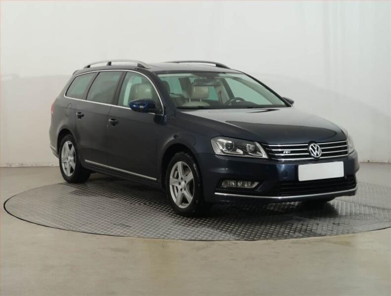 Volkswagen Passat - hlavní fotka inzerátu