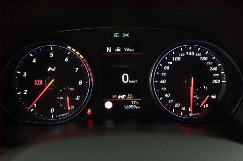 Hyundai i30 - hlavní fotka