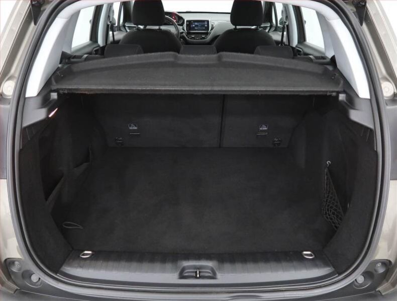 Peugeot 2008 - hlavní fotka