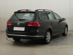 Volkswagen Passat - fotka číslo 4