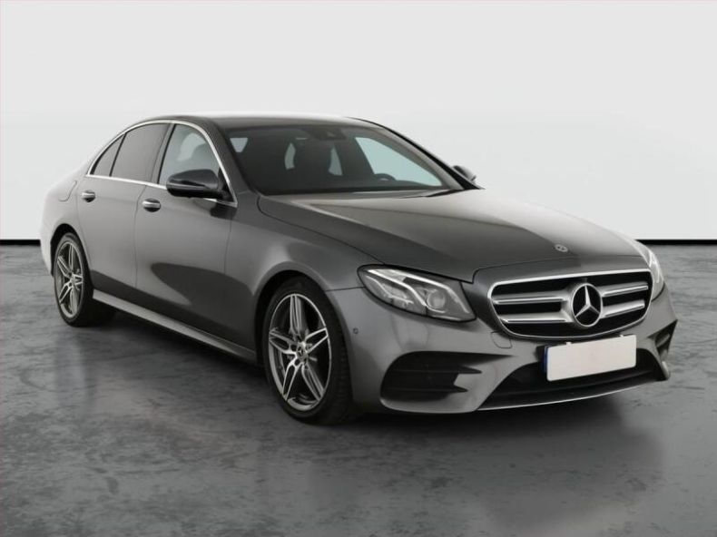Mercedes Třída E - hlavní foto